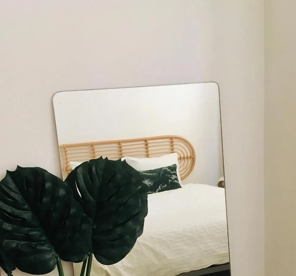 Boutique Apartment Scheldt Antwerp 0*,